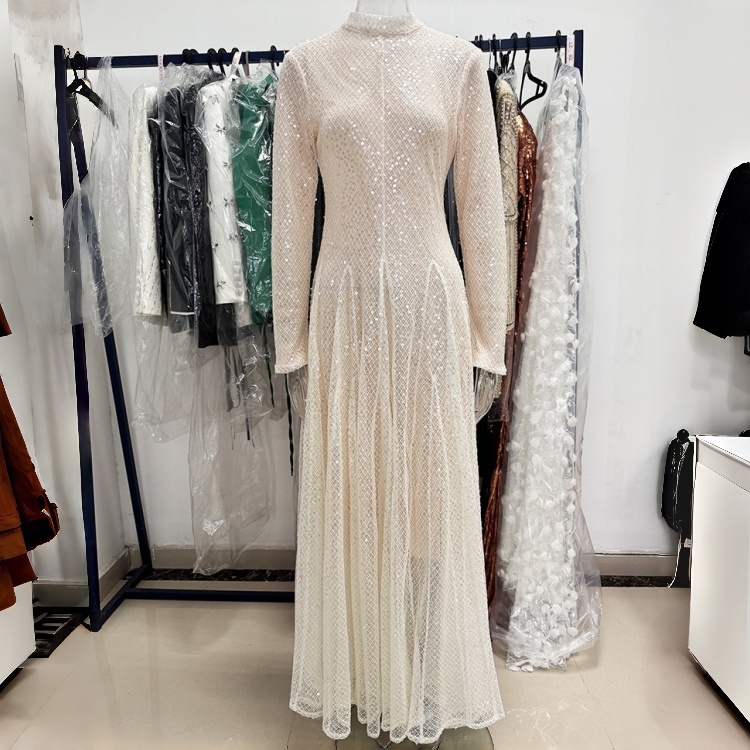 Wedding Supply Factory - Gaun Malam Elegan Berpayet Bahan Mesh